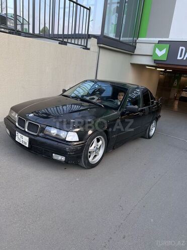 BMW 318 1993, 250,000 km - 1.8 l - Bakı