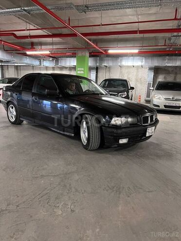 BMW 318 1993, 250,000 km - 1.8 l - Bakı