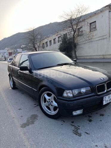 BMW 318 1993, 250,000 km - 1.8 l - Bakı