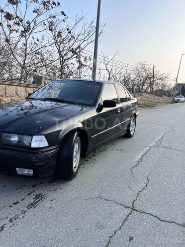 BMW 318 1993, 250,000 km - 1.8 l - Bakı