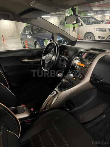 Toyota Auris 2008, 270,000 km - 1.4 l - Bakı