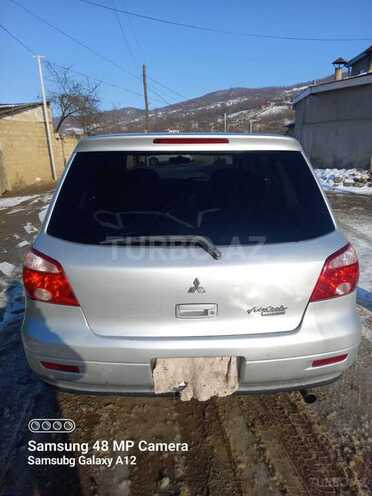 Mitsubishi Airtrek 2001, 170,300 km - 2.4 l - Quba