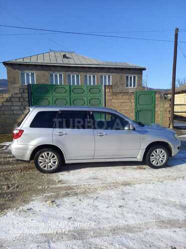Mitsubishi Airtrek 2001, 170,300 km - 2.4 l - Quba