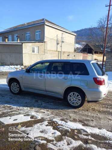 Mitsubishi Airtrek 2001, 170,300 km - 2.4 l - Quba