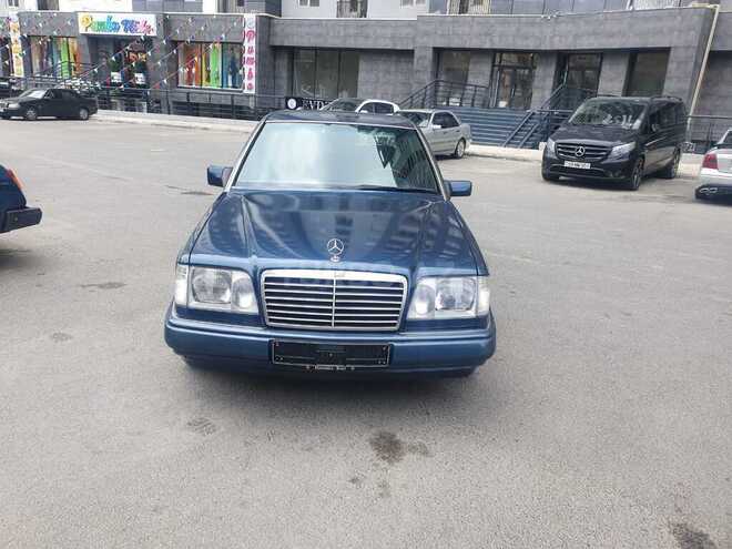 Mercedes E 300 1994, 199,000 km - 3.0 l - Bakı