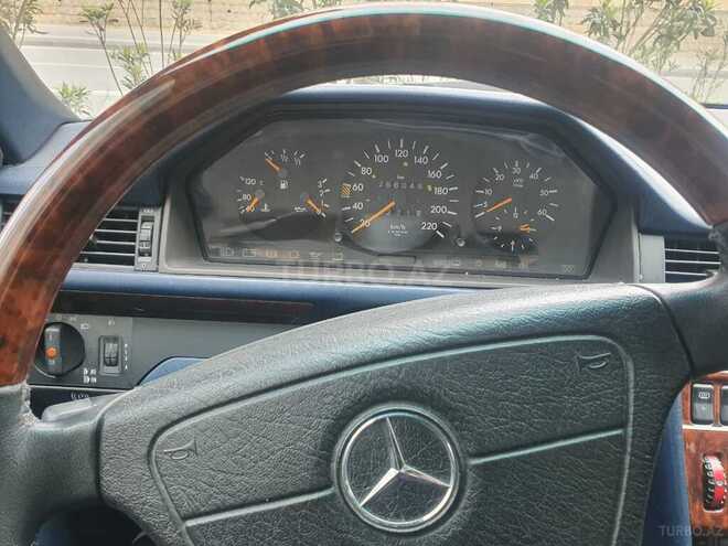 Mercedes E 300 1994, 199,000 km - 3.0 l - Bakı