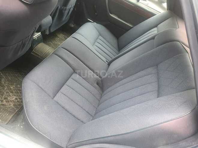 Mercedes E 300 1994, 199,000 km - 3.0 l - Bakı