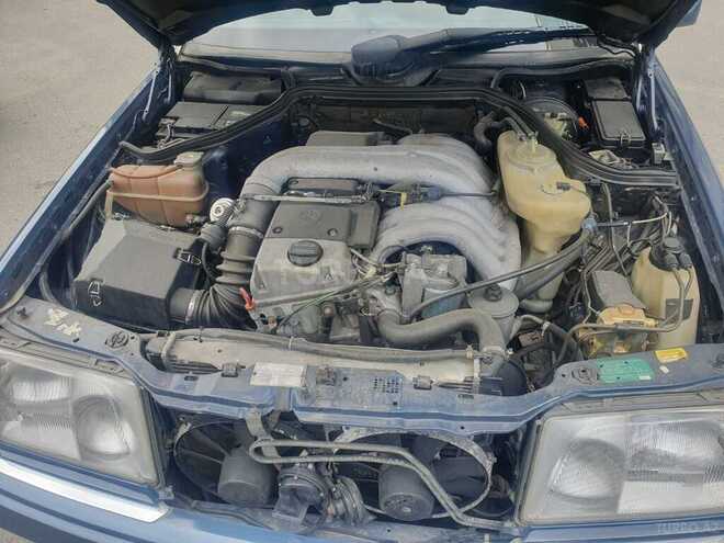 Mercedes E 300 1994, 199,000 km - 3.0 l - Bakı