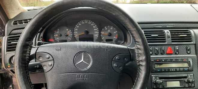 Mercedes E 220 1999, 528,253 km - 2.2 л - Bakı