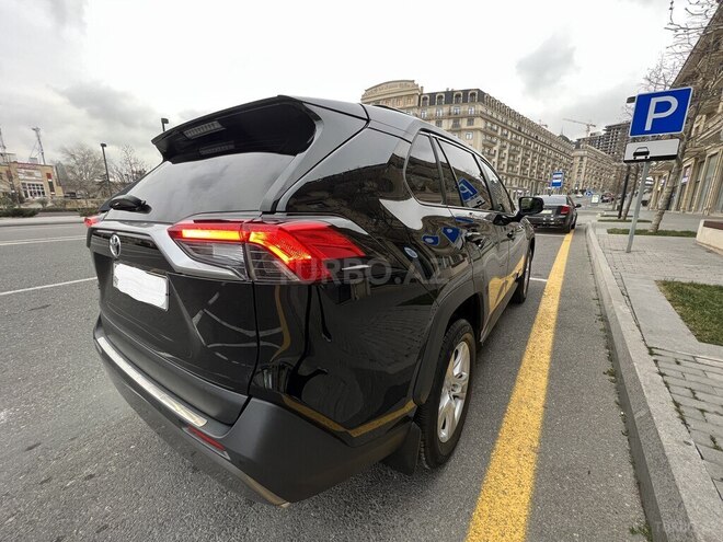 Toyota RAV4 2021, 33,000 km - 2.0 l - Bakı