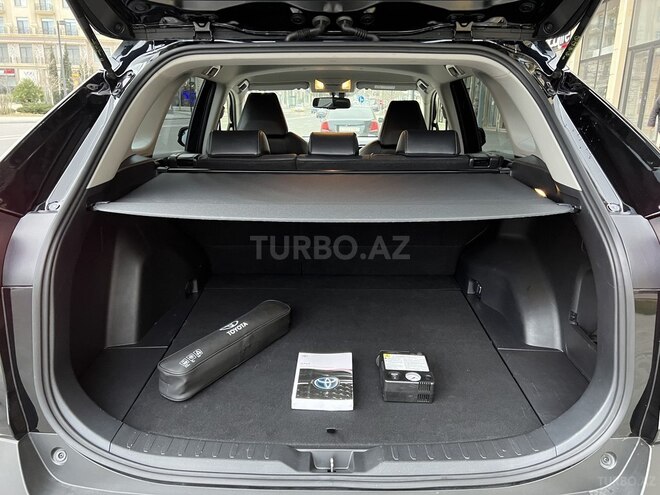 Toyota RAV4 2021, 33,000 km - 2.0 l - Bakı