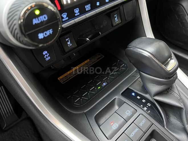 Toyota RAV4 2021, 33,000 km - 2.0 l - Bakı