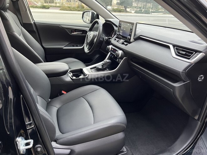 Toyota RAV4 2021, 33,000 km - 2.0 l - Bakı
