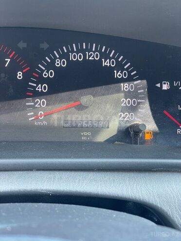 Toyota Corolla 2006, 266,500 km - 1.4 l - Bakı
