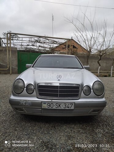 Mercedes E 220 1998, 592,994 km - 2.2 l - Biləsuvar