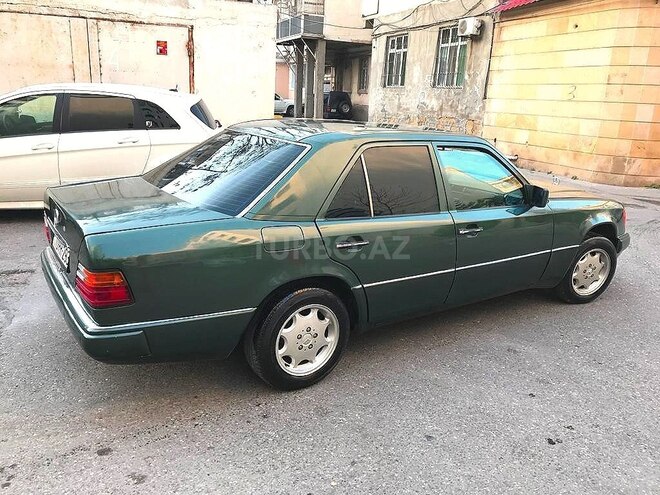 Mercedes E 260 1990, 398,000 km - 2.6 l - Bakı