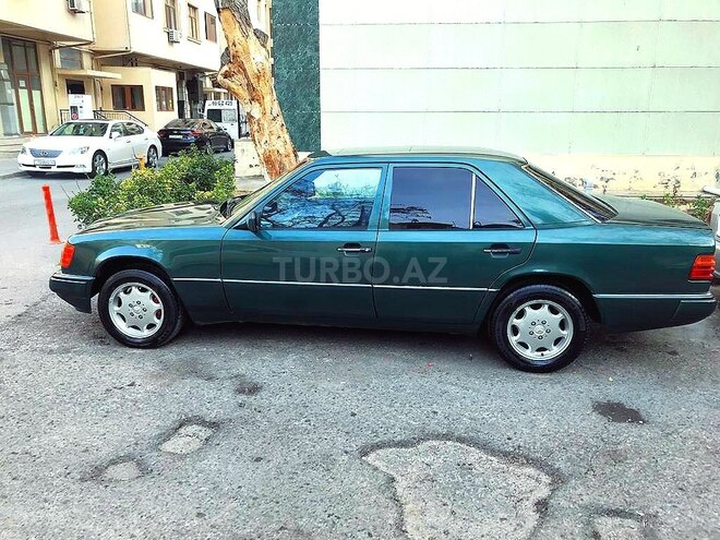 Mercedes E 260 1990, 398,000 km - 2.6 l - Bakı