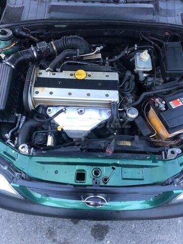 Opel Vectra 1998, 499,991 km - 2.0 l - Qax
