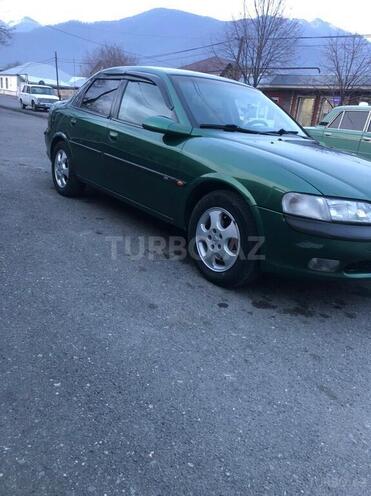 Opel Vectra 1998, 499,991 km - 2.0 l - Qax
