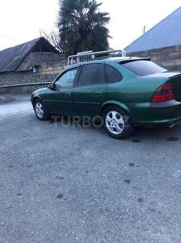 Opel Vectra 1998, 499,991 km - 2.0 l - Qax
