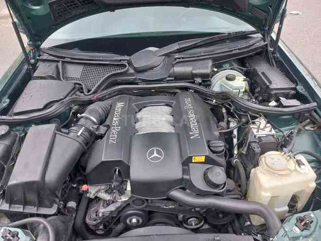 Mercedes E 240 2000, 298,555 km - 2.4 l - Bakı