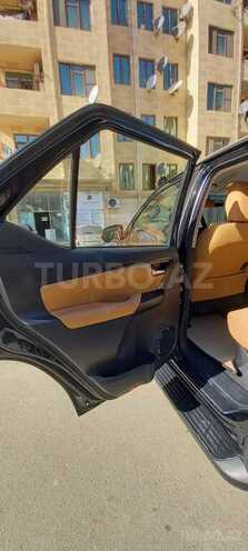 Toyota Fortuner 2016, 200,000 km - 2.7 л - Bakı