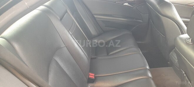 Mercedes E 220 2006, 321,000 km - 2.2 l - Bakı