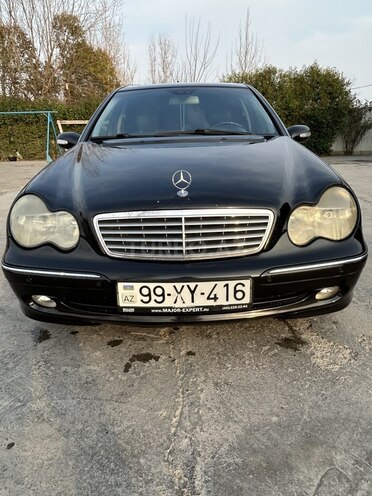 Mercedes C 320 2001, 314,000 km - 3.2 l - Ucar