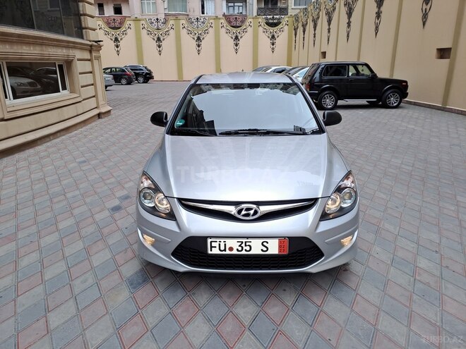 Hyundai i30 2010, 172,000 km - 1.4 l - Bakı