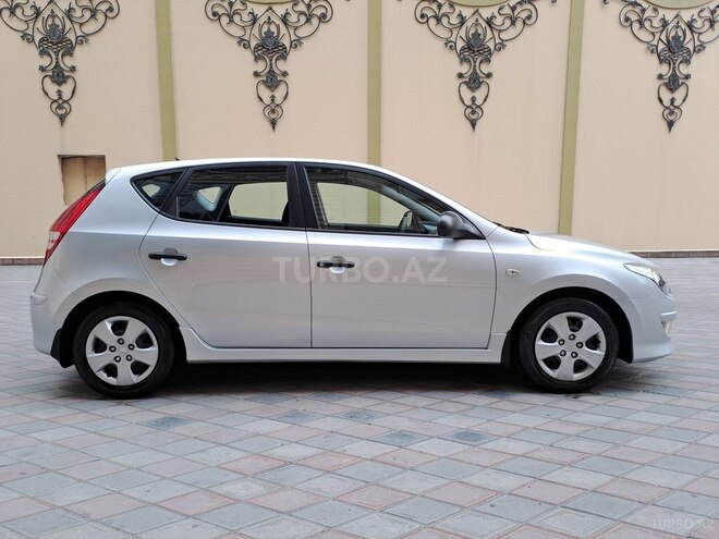 Hyundai i30 2010, 172,000 km - 1.4 l - Bakı