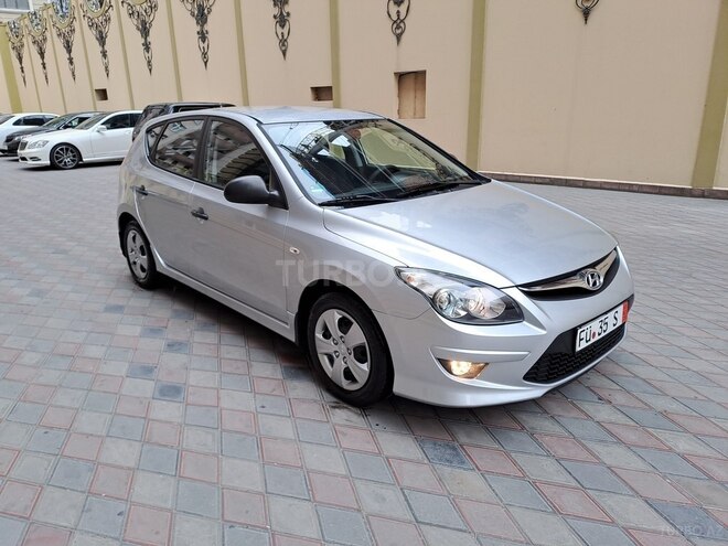 Hyundai i30 2010, 172,000 km - 1.4 l - Bakı