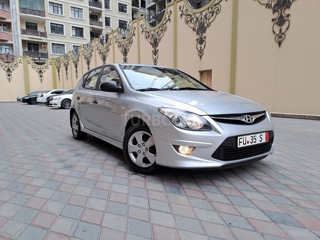 Hyundai i30 2010, 172,000 km - 1.4 l - Bakı