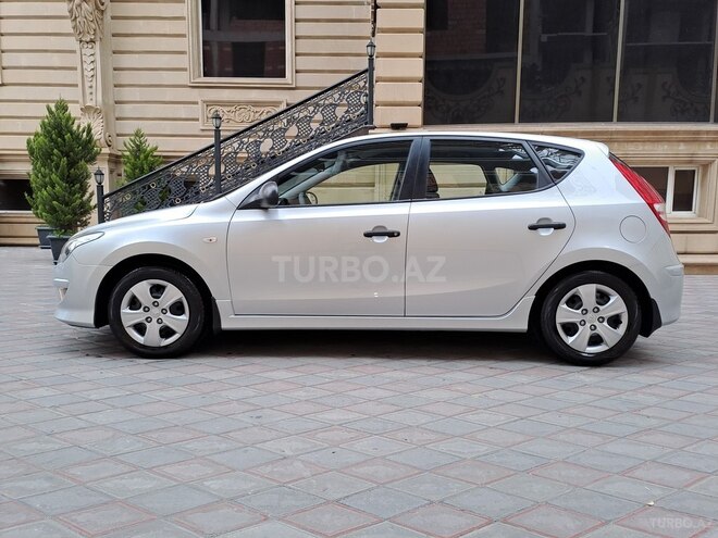 Hyundai i30 2010, 172,000 km - 1.4 l - Bakı