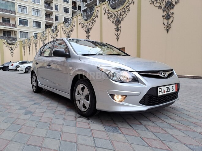 Hyundai i30 2010, 172,000 km - 1.4 l - Bakı