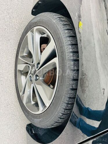 Hyundai Elantra 2015, 62,000 km - 1.8 l - Bakı