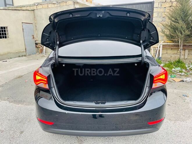 Hyundai Elantra 2015, 62,000 km - 1.8 l - Bakı