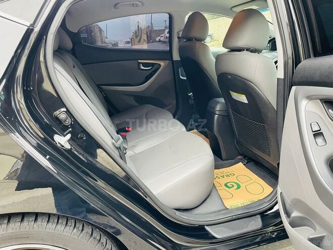 Hyundai Elantra 2015, 62,000 km - 1.8 l - Bakı