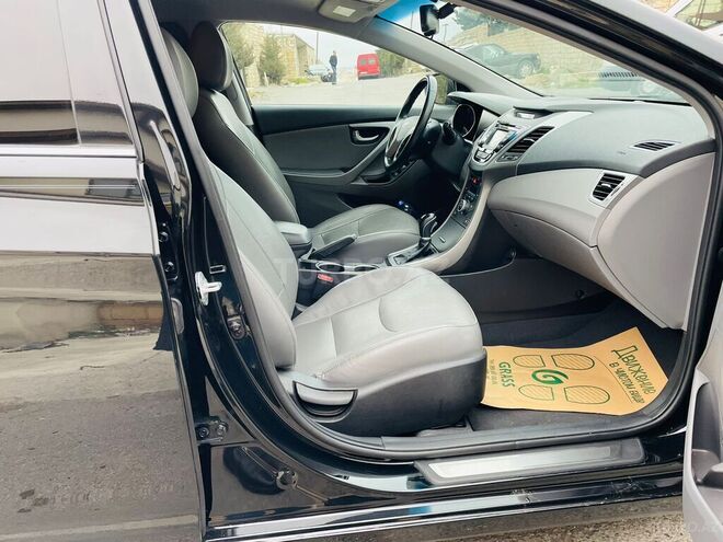 Hyundai Elantra 2015, 62,000 km - 1.8 l - Bakı