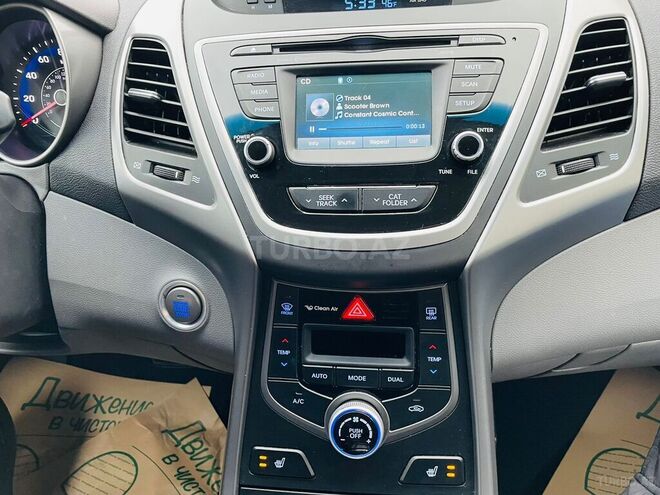 Hyundai Elantra 2015, 62,000 km - 1.8 l - Bakı