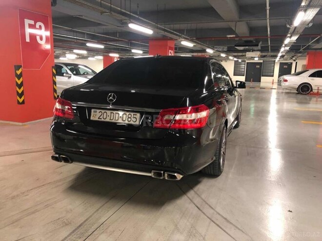 Mercedes E 220 2010, 260,000 km - 2.2 l - Bakı