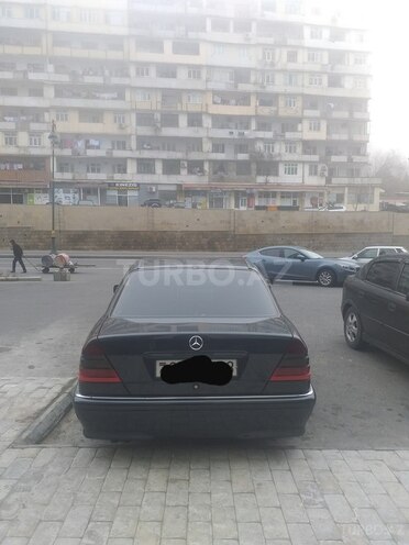 Mercedes C 220 1998, 390,000 km - 2.2 l - Bakı