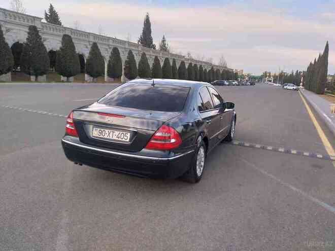 Mercedes E 220 2002, 250,000 km - 2.2 l - Gəncə