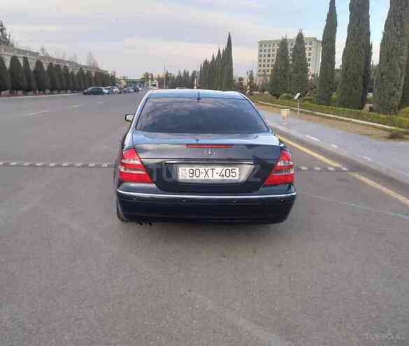 Mercedes E 220 2002, 250,000 km - 2.2 l - Gəncə