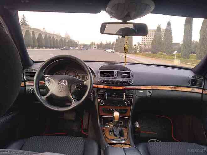 Mercedes E 220 2002, 250,000 km - 2.2 l - Gəncə