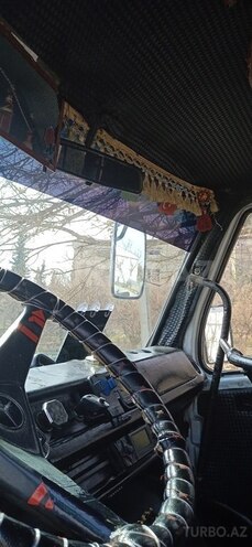 Mercedes 208 D 1994, 150,000 km - 2.3 л - Mingəçevir