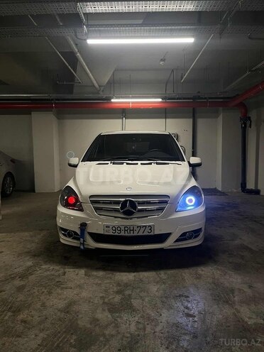 Mercedes B 180 2009, 142,000 km - 1.7 l - Bakı