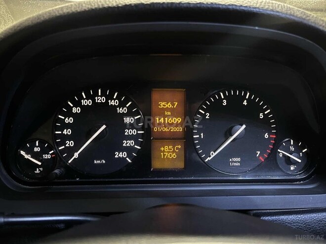 Mercedes B 180 2009, 142,000 km - 1.7 l - Bakı