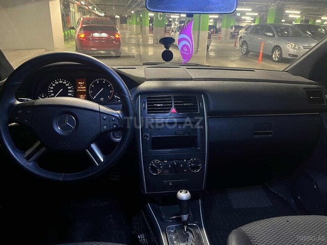 Mercedes B 180 2009, 142,000 km - 1.7 l - Bakı