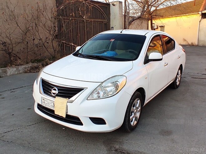 Nissan Sunny 2014, 120,000 km - 1.5 l - Bakı