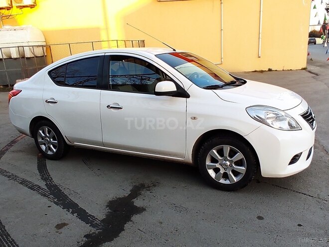 Nissan Sunny 2014, 120,000 km - 1.5 l - Bakı